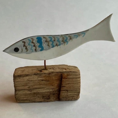 1 fish on drift wood (freestanding) £15